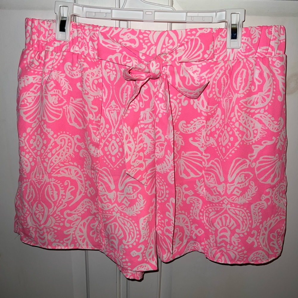 Lilly Pulitzer size 2 shorts NWOT